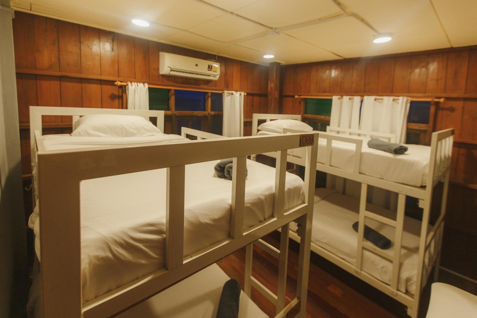 Agga Cnx Hostel Чиангмай Екстериор снимка