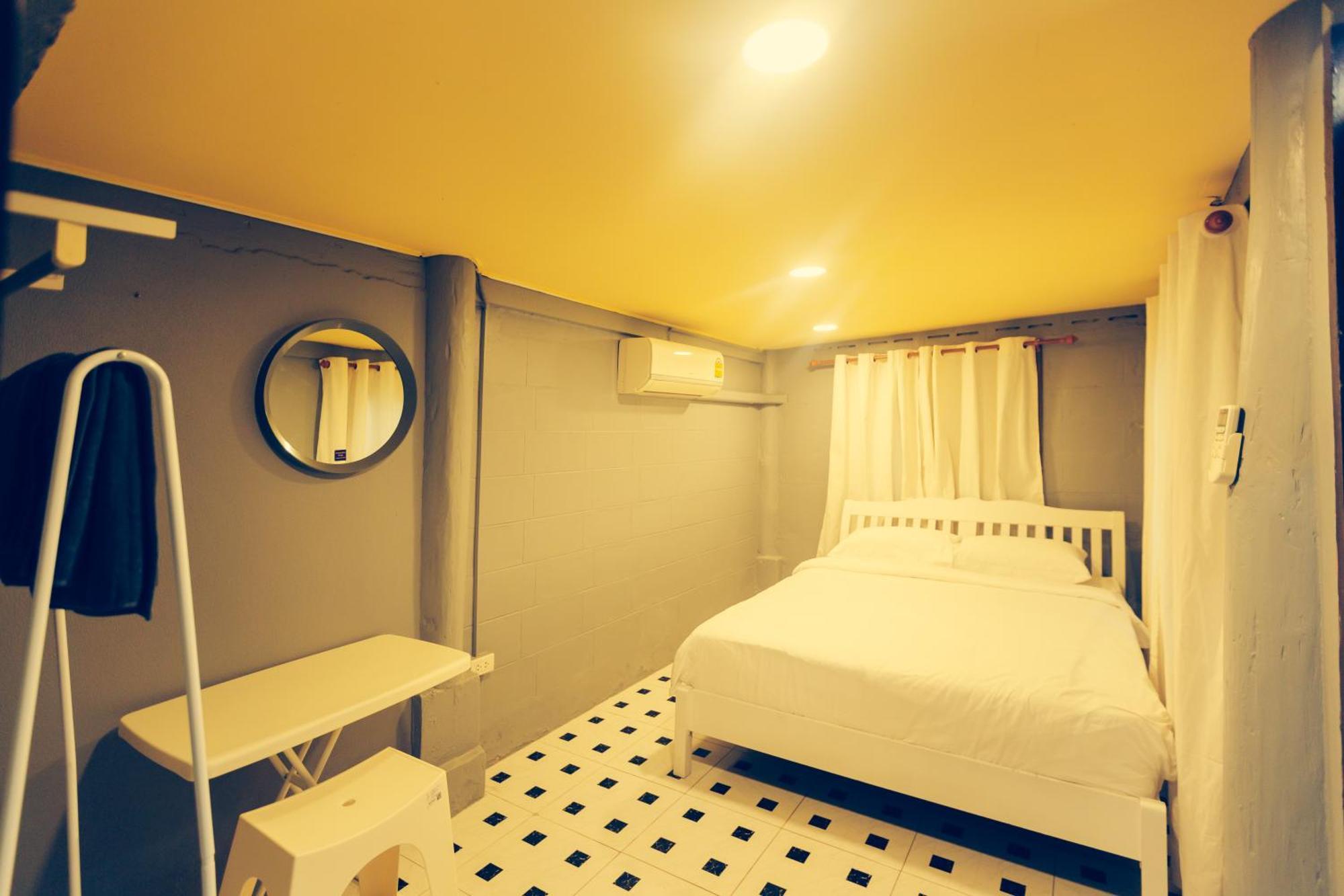 Agga Cnx Hostel Чиангмай Екстериор снимка
